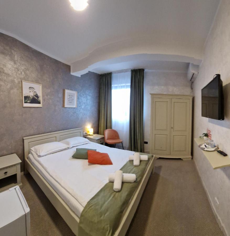 Casa Vatra Radauti Hostel Eksteriør bilde